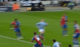 b体育官网首页-【英超】连丢2球遭绝平 曼城2比2战平水晶宫