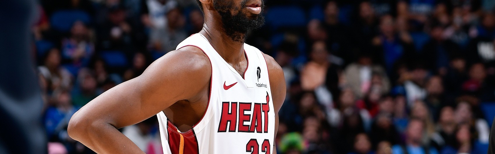 攻防一体！维金斯10中6拿19分5板6助3断3帽填满数据栏 正负值+28