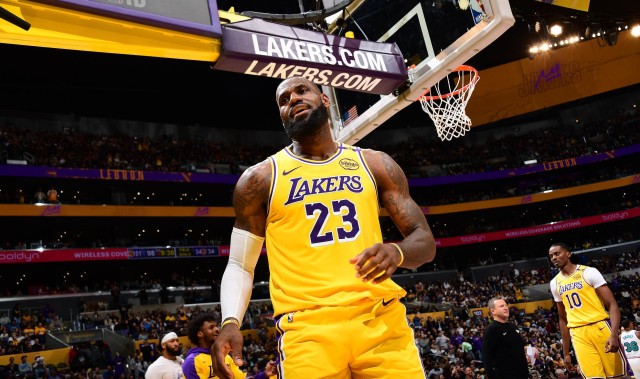 麦迪：詹姆斯的单打很糟糕，所以他需要韦德和欧文去终结比赛