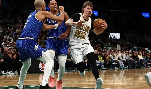 三名铁板凳合力砍下84分！他们竟然也能组成凯尔特人的三巨头？